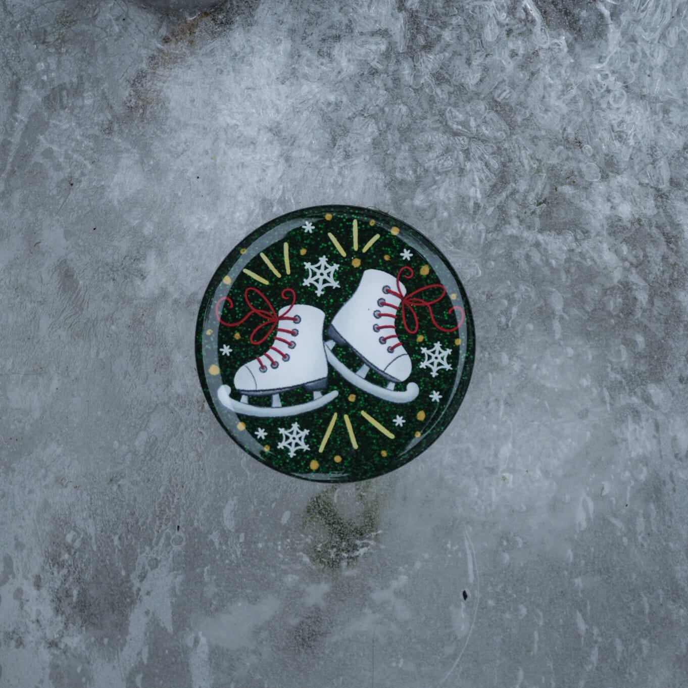 Einzelner Magnet: Winter: Schlittschuh laufen